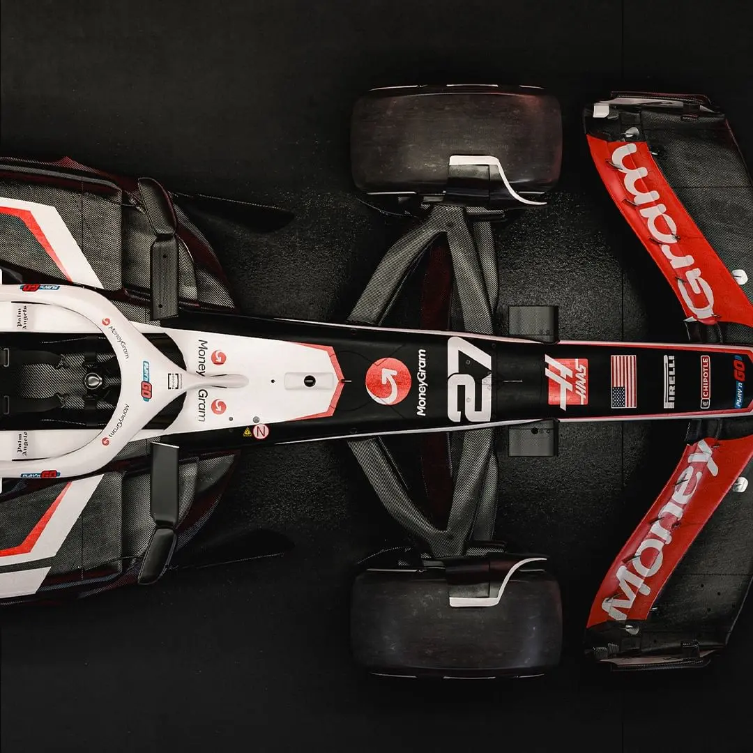 开云官方app入口-红牛二队鏖战哈斯车队，塞恩斯高光表现